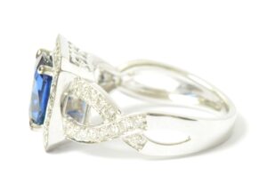 Sapphire and diamond ring - Image 5