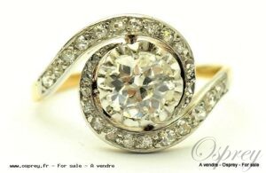Tourbillon or swirl diamond ring - Osprey Paris