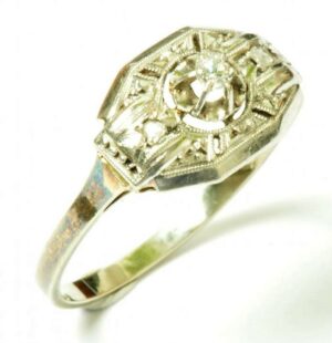 Art Deco diamond ring