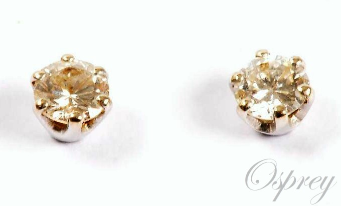 Diamond stud earrings - Osprey Paris