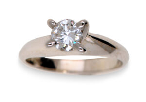 Diamond solitaire ring